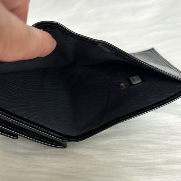 Authentic CHANEL Vintage Enamel CC Logo Bifold Wallet Purse Black Box 8180K - Picture 11 of 12